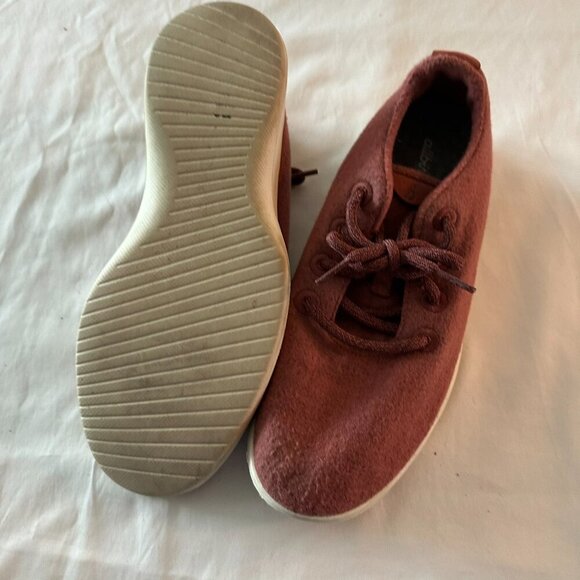 Allbirds Wool Runners - Picture 2 of 4